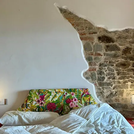 Country house Borgo La Capraia